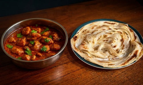 Chettinad Chicken Curry with Parota 1 pc